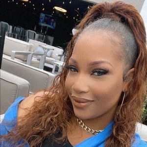 Meet your Posher, Domonique